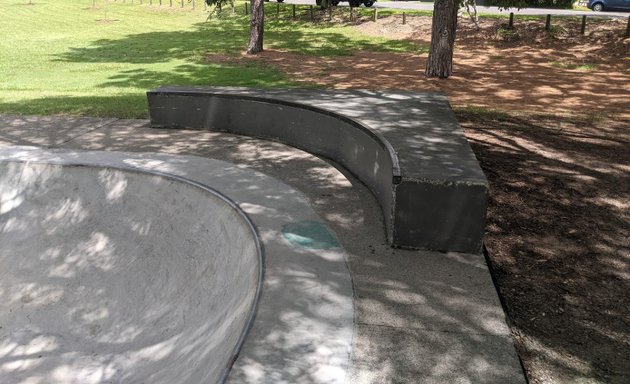 Photo of Plaisted Place Skatepark. Aka Flower St Skatepark