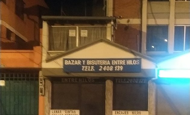 Foto de Bazar y bisutería entre hilos