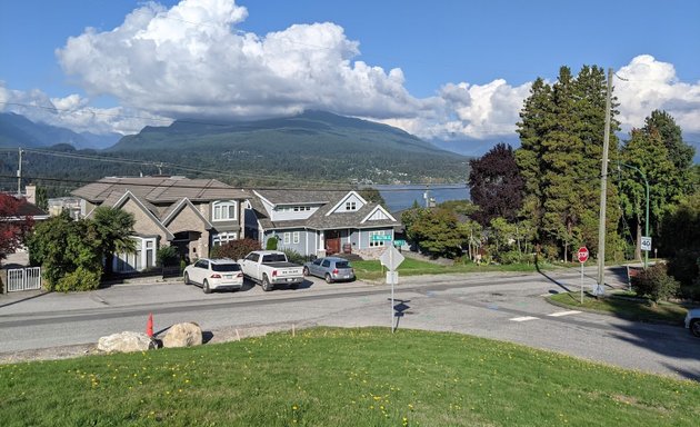 Photo of Burnaby Heights Park