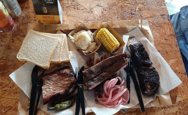 Foto de Texas Smokeyard Barbecue