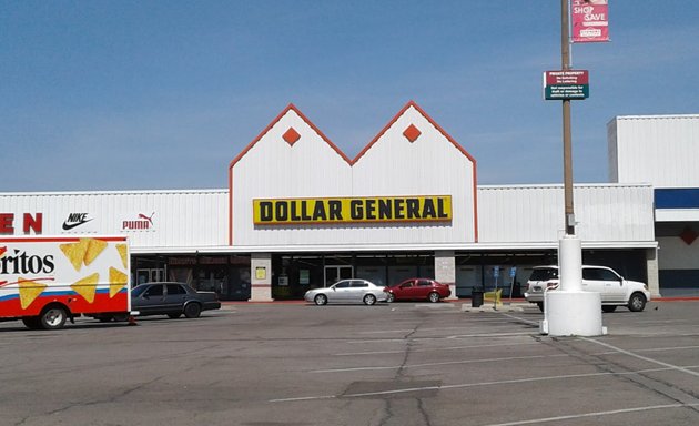 Photo of Dollar General