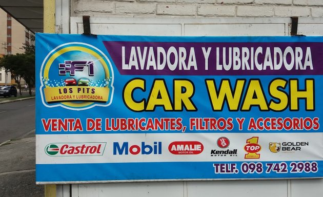 Foto de Los Pits Car Wash, Lavadora Y Lubricadora