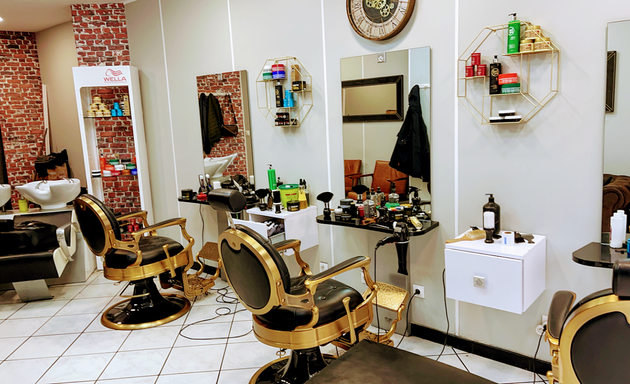 Photo de Golden Barber Shop