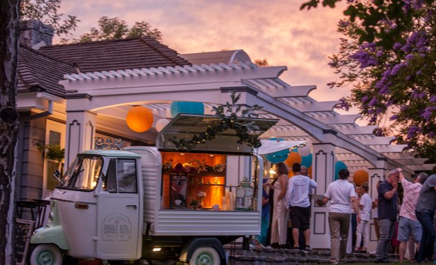 Photo of Bubbles and Brews Truck