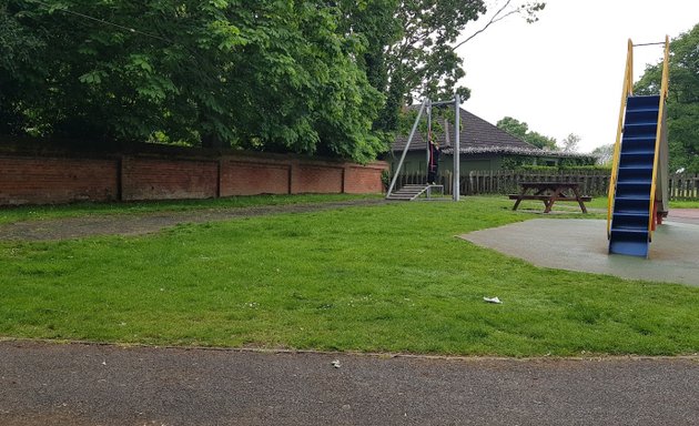 Photo of Harvington Park (Eden Park) recycling site