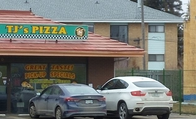 Photo of T J's Pizza 8th St Saskatoon