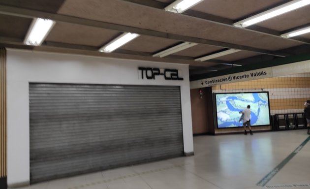 Foto de Topcel Accesorios para Celulares Metro Manquehue