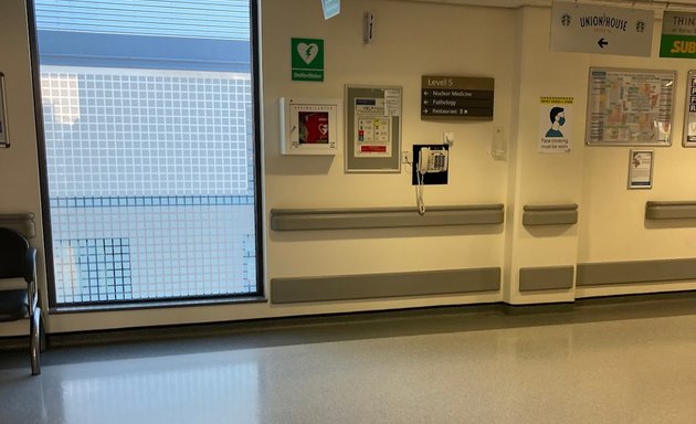 Photo of Royal Derby Hospital (main entrance)