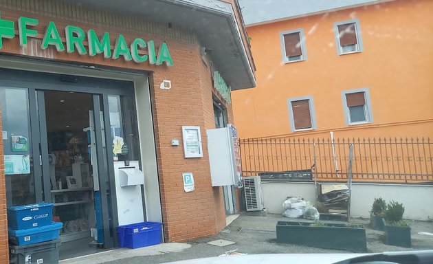 foto Farmacia Aputeka srl