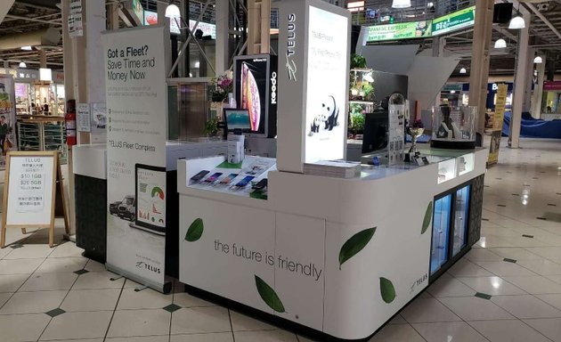 Photo of TELUS Pacific Mall 太古廣場 - IQ Mobile