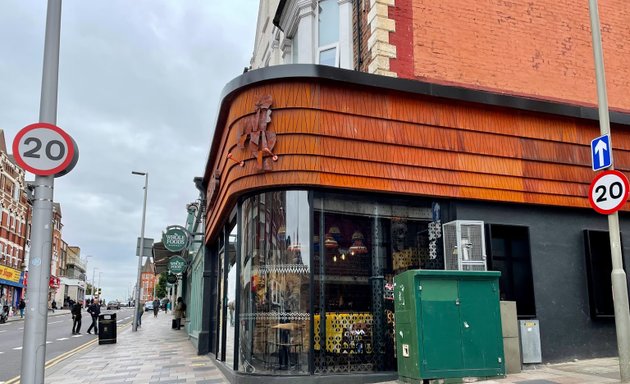 Photo of Nando's Lavender Hill