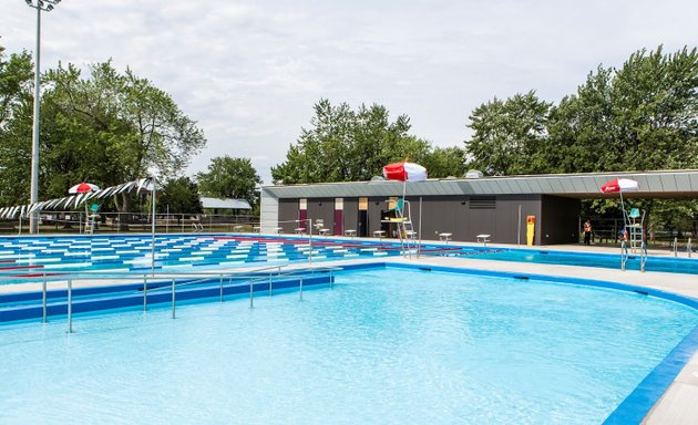 Photo of Parc LaSalle swimming pool