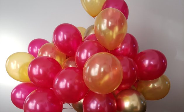 Photo of Myballoons.ca