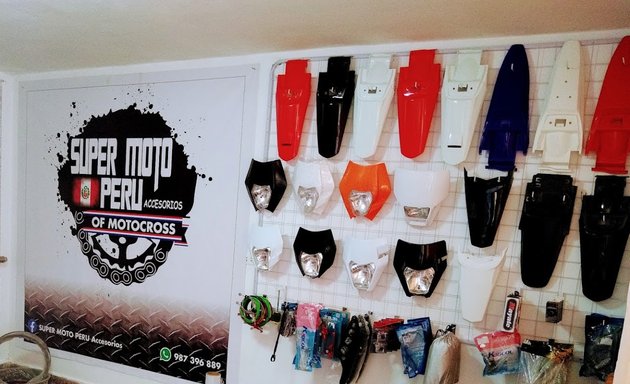 Foto de SUPER MOTO PERU Accesorios