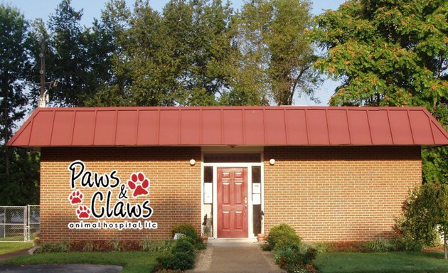 Photo of Paws & Claws Animal Hospital