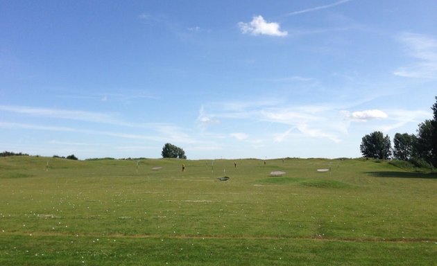 Photo of Chelsfield Lakes Golf Centre