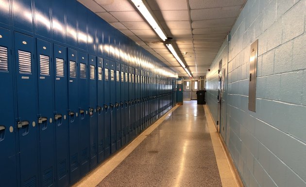 Photo of Burnhamthorpe Collegiate Institute