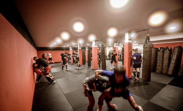 Photo de Toulouse Fight Club St Michel / Boxe - MMA - Krav Maga - Kickboxing