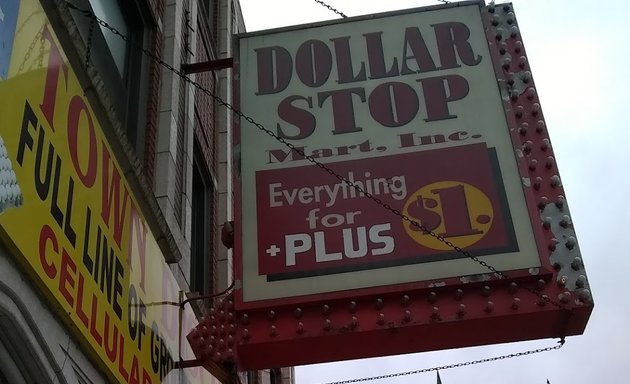 Photo of Town Dollar Stop