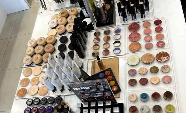 Photo of Issada Cosmetics Studio