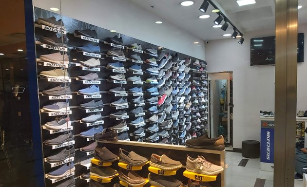 Photo of Comfort Zone Shoes Store Piassa Eliana