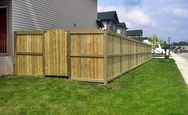 Photo of Calgary Fence & Deck Inc