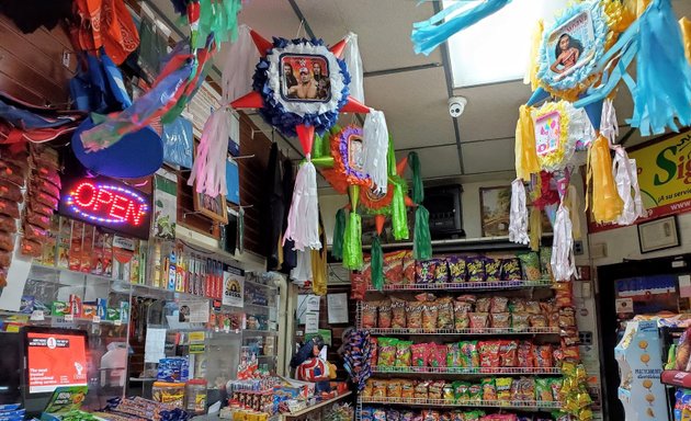 Photo of El Mercado 2