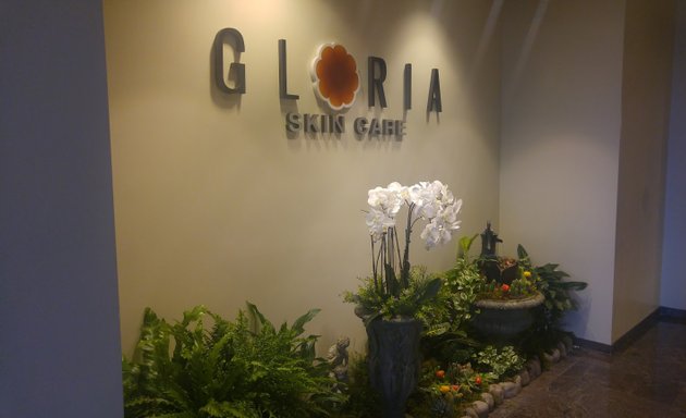 Photo of Gloria Skincare