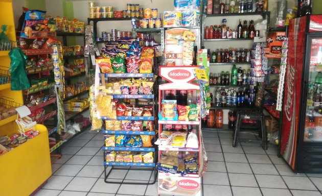 Foto de Minimarket El Rogal