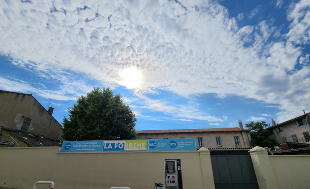 Photo de Lycée de Chimie et Biologie - CFA La Forbine