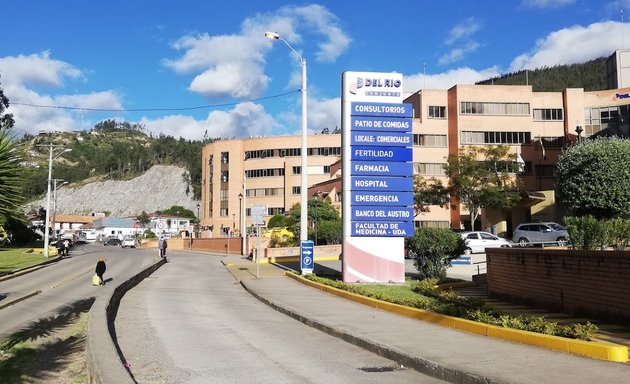 Foto de Hospital Universitario del Río