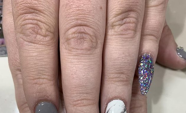 Photo of Hollywood Nails