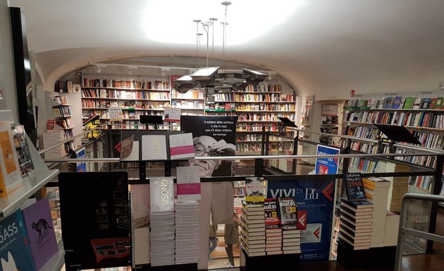 foto laFeltrinelli International