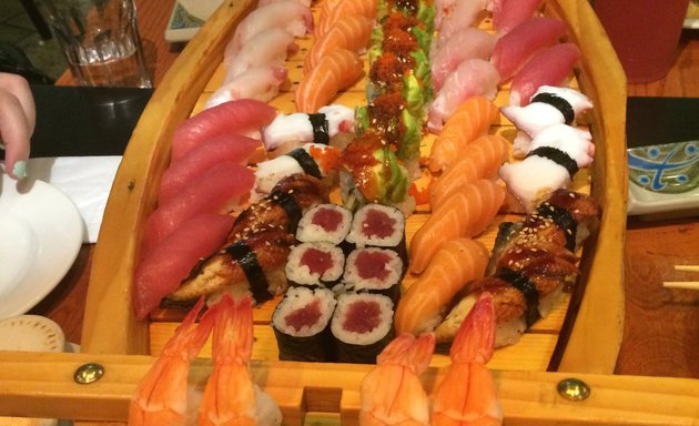 Photo of New HK Tea & Sushi