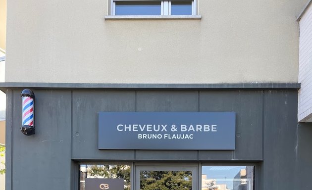Photo de Cheveux et Barbe Bruno Flaujac - Salon de coiffure - Barbier Launaguet