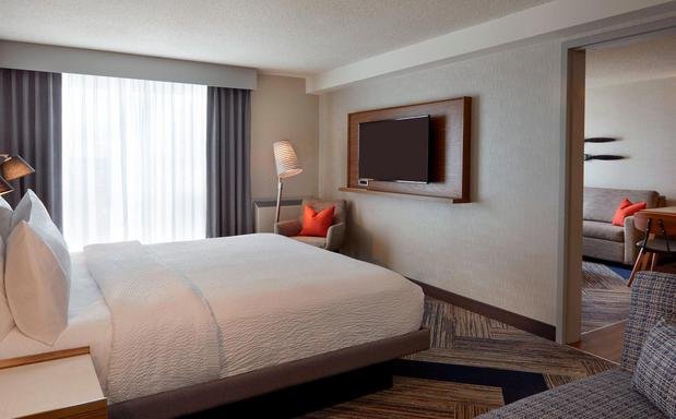 Photo of Four Points by Sheraton Toronto Airport East