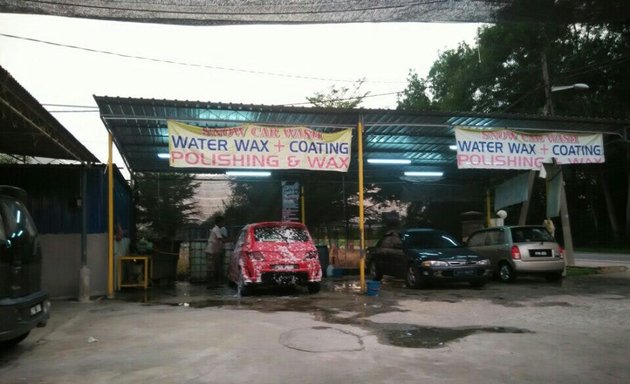 Photo of Sri Shine Snow Car Wash