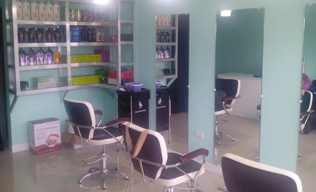 Photo of verzeletti salon for men and women