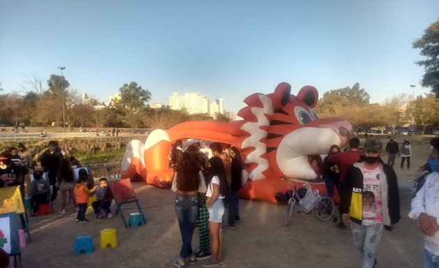 Foto de Feria de comunidad peruana
