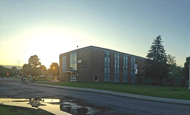 Photo of Erindale Secondary School