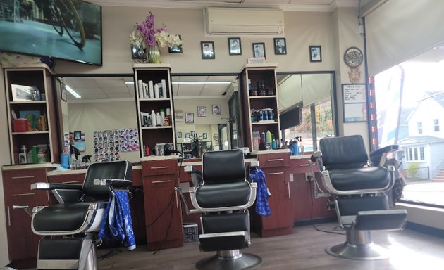 Photo of Effie's barber shop