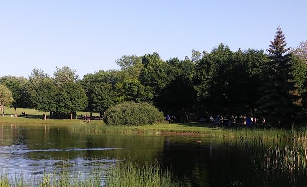 Photo of Pavillon de baseball - Parc Ahuntsic