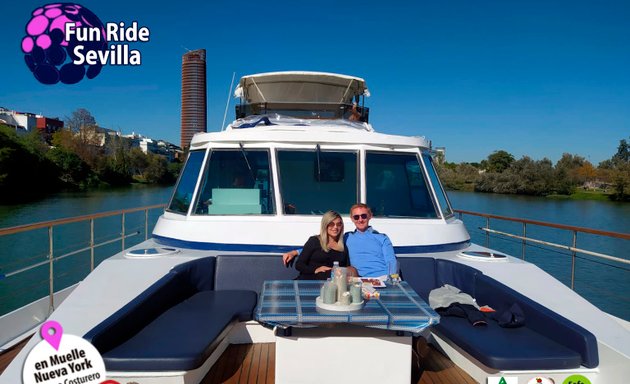 Foto de Fun Ride Sevilla - Paseos en barco por el Guadalquivir