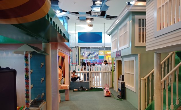 Photo of Dave's Fun House