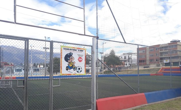 Foto de Escuela De Fútbol "El Edén"
