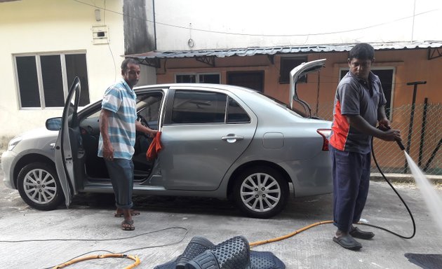 Photo of Batu Tiga Car Wash & Detailing