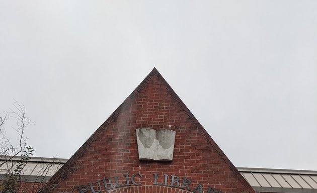 Photo of Nashville Public Library Pruitt Branch
