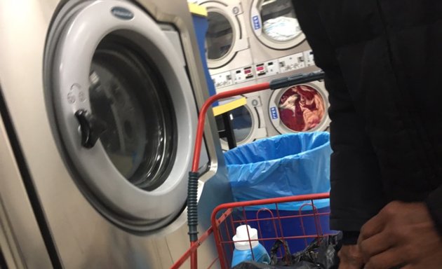 Photo of Burnside Laundromat