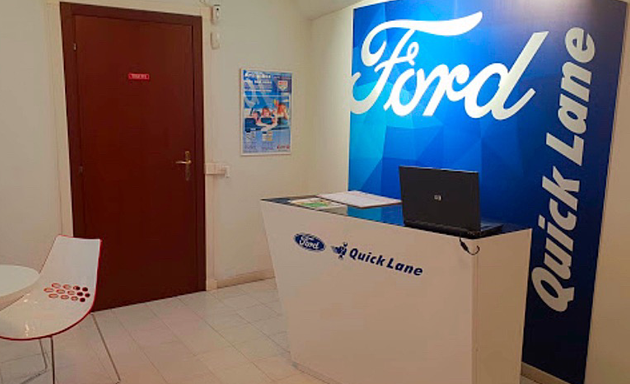 foto Officina Ford Roma “For Car”