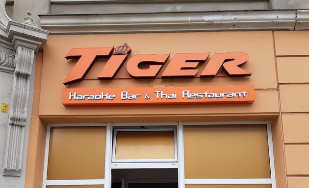 Foto von Tiger Karaoke BAR & Thai Restaurant
